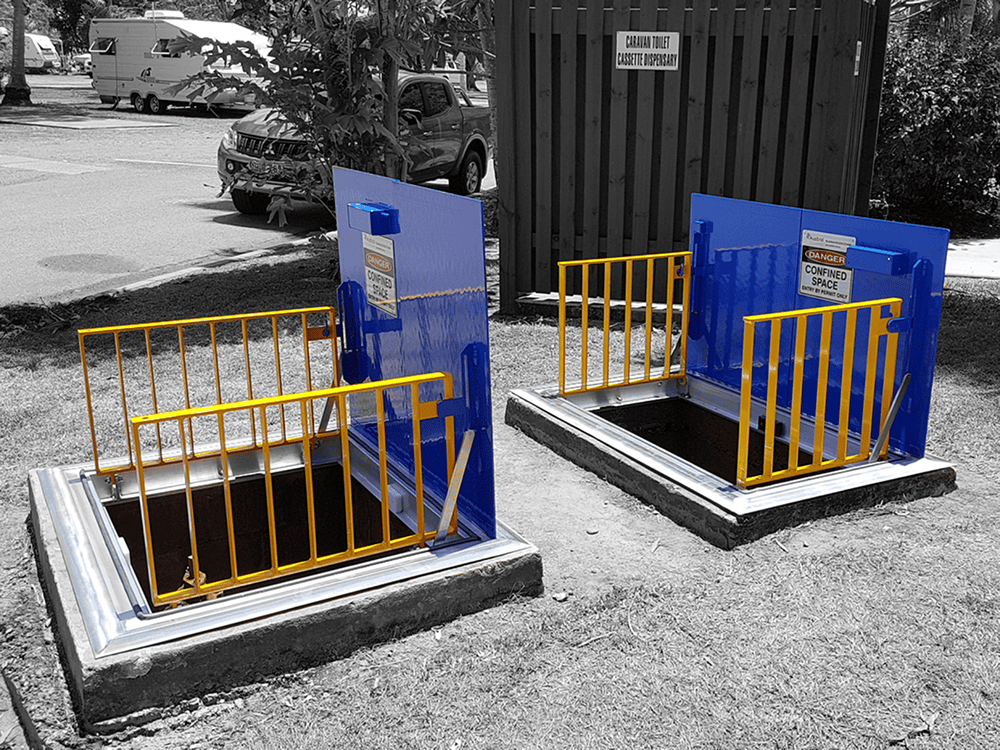 Blue and yellow hatch doors on ground.